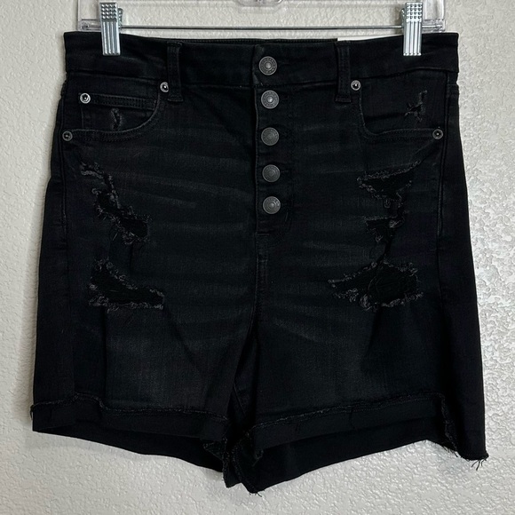 NWT American Eagle Black Curvy Super High-rise Distressed Shorts, Size 10 - Picture 1 of 14